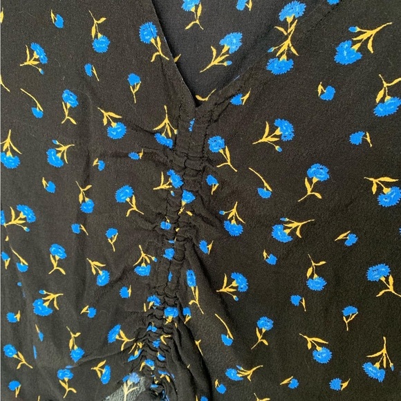 Boutique floral woven top - Picture 2 of 3